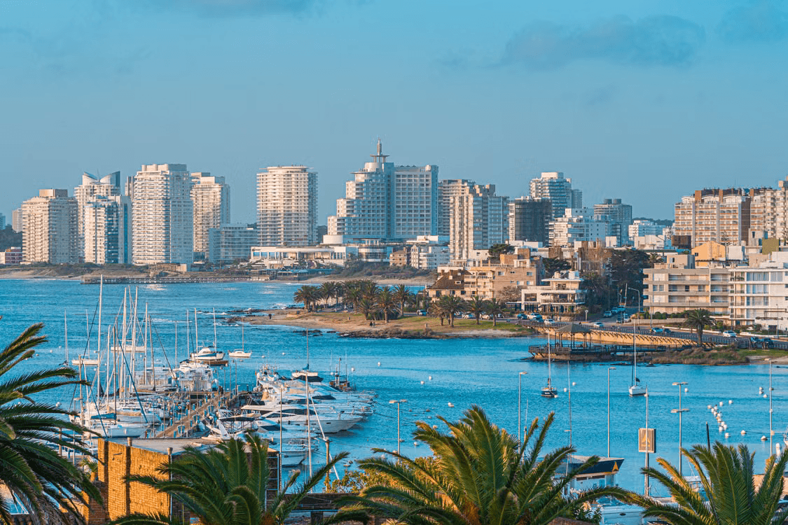 Punta del Este — paquete de viaje con 787 Rumbos